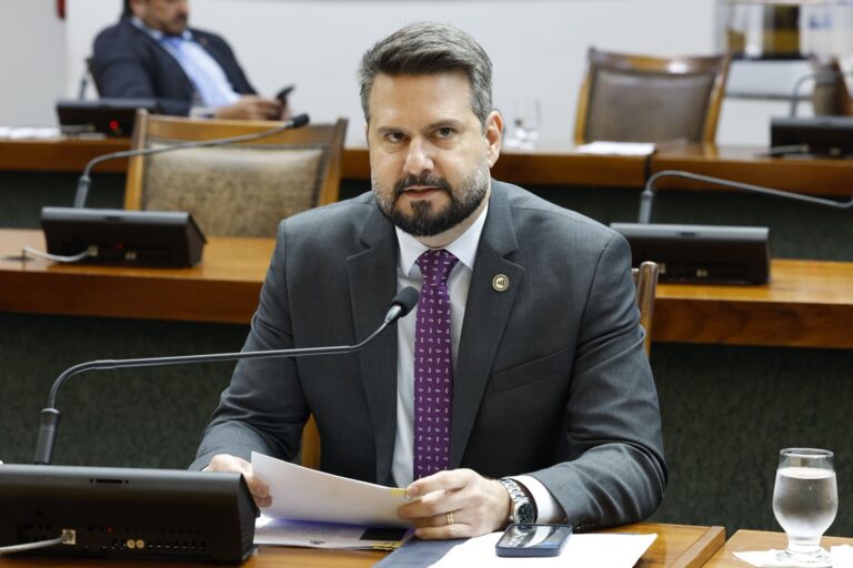 mantoan-propoe-cpi-para-combater-golpe-do-“falso-advogado”,-no-tocantins