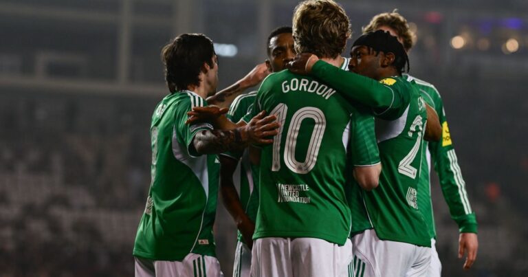 newcastle-goleia-qarabag-e-encaminha-vaga-as-oitavas-da-champions-league