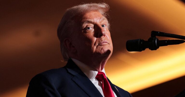 ataque-contra-lideres-e-programa-de-misseis:-trump-avalia-opcoes-sobre-ira