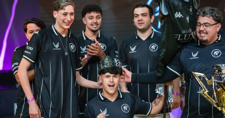 fluxo-w7m-e-bicampeao-da-copa-free-fire-2026