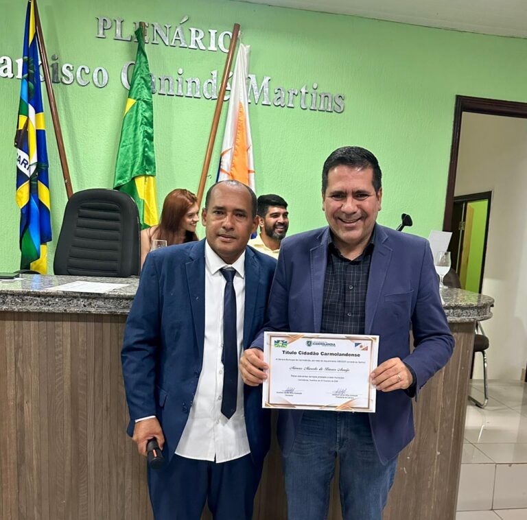 no-aniversario-de-carmolandia,-marcus-marcelo-recebe-titulo-de-cidadao-e-anuncia-novos-recursos