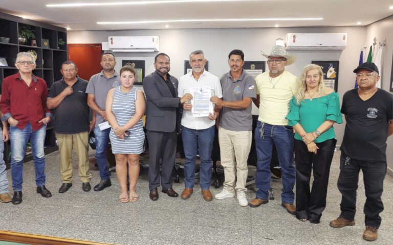 amelio-cayres-recebe-representantes-de-povos-e-comunidades-tradicionais-do-tocantins