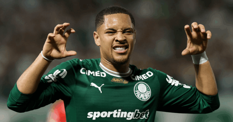 entenda-por-que-vitor-roque-comeca-final-do-paulistao-no-banco-do-palmeiras