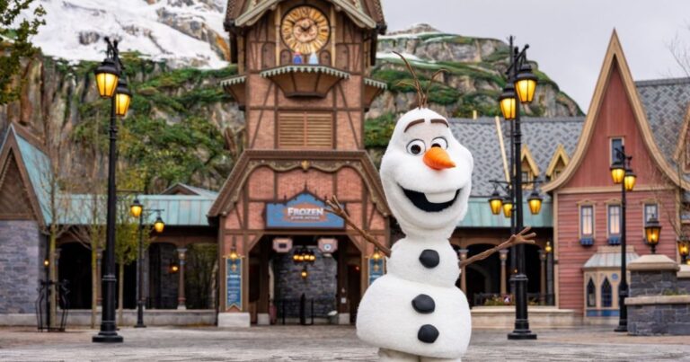 disney-cria-olaf-robotico-com-ia-que-interage-com-o-publico;-veja