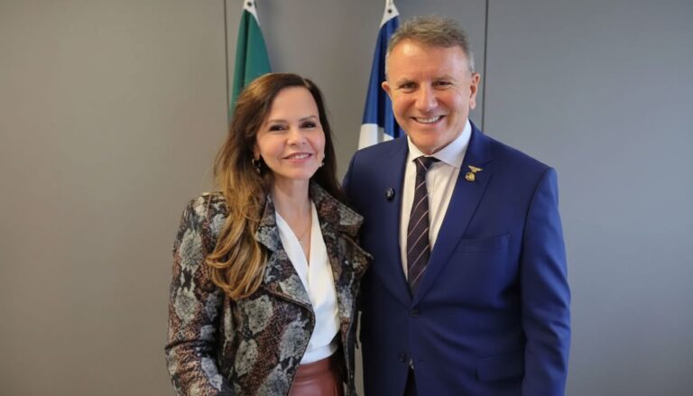 estrategia-do-podemos-fortalece-frente-de-dorinha-seabra-na-disputa-pelo-governo