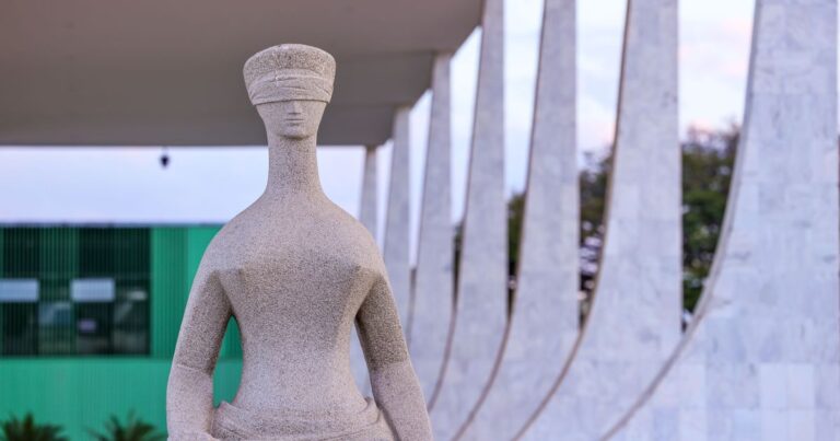 stf-e-cnj-acionam-policia-do-pr-para-investigar-ofensas-racistas-a-juizes