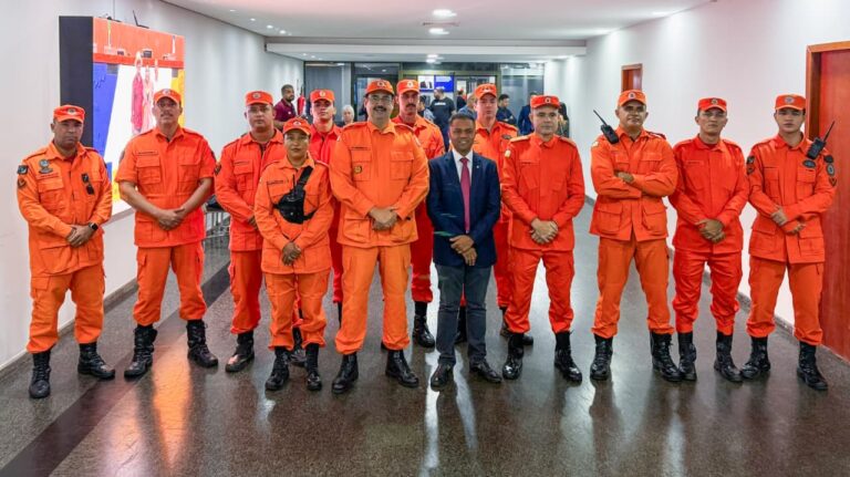 deputado-moisemar-marinho-celebra-aprovacao-de-pccrs-e-reforca-compromisso-com-os-servidores