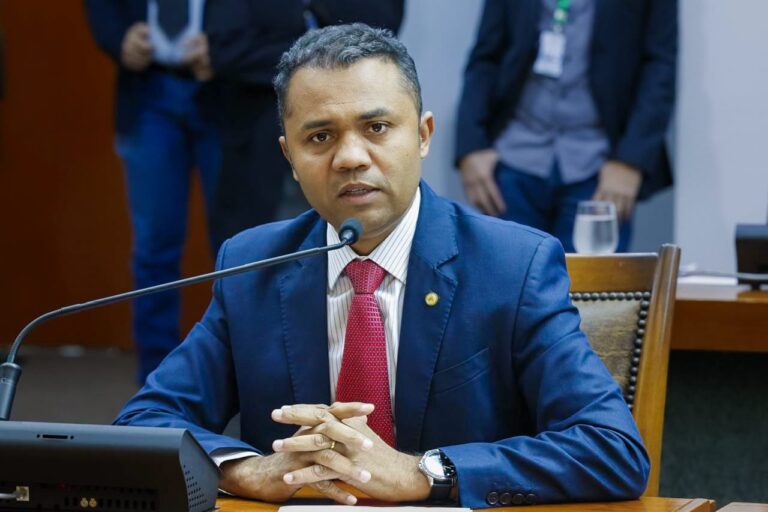Moisemar Marinho comemora andamento do Concurso Público da Polícia Civil do Tocantins moisemar-marinho-comemora-andamento-do-concurso-publico-da-policia-civil-do-tocantins