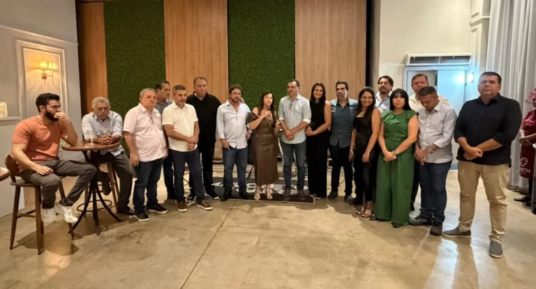 Articulação 2026: Jantar de Dorinha reúne Wanderlei, Eduardo Gomes e Gaguim em Palmas articulacao-2026:-jantar-de-dorinha-reune-wanderlei,-eduardo-gomes-e-gaguim-em-palmas